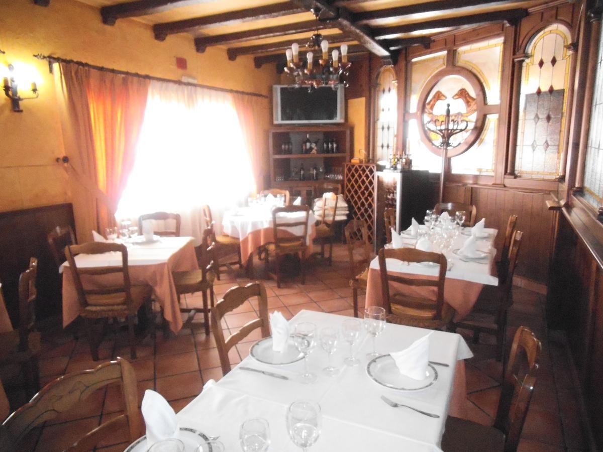 Hostal Los Galgos Yepes Dış mekan fotoğraf