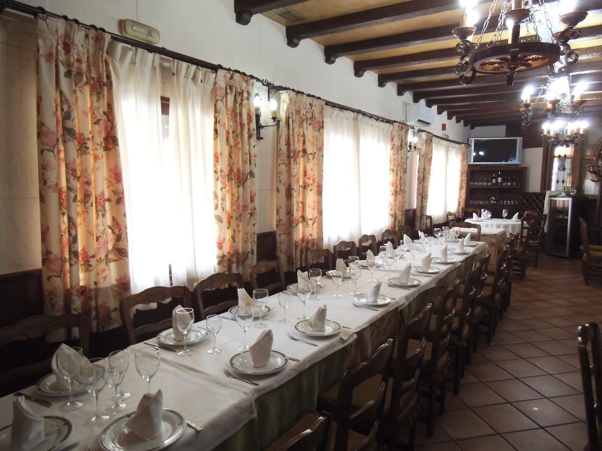 Hostal Los Galgos Yepes Dış mekan fotoğraf