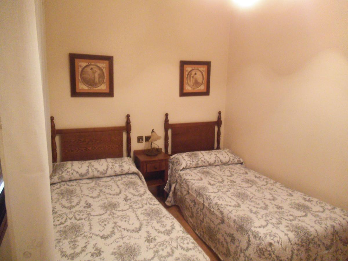 Hostal Los Galgos Yepes Dış mekan fotoğraf