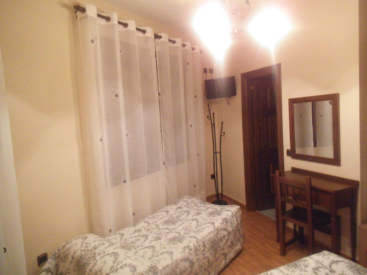 Hostal Los Galgos Yepes Dış mekan fotoğraf