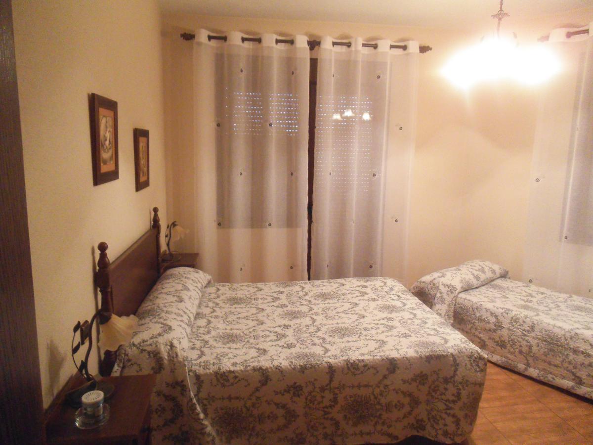 Hostal Los Galgos Yepes Dış mekan fotoğraf