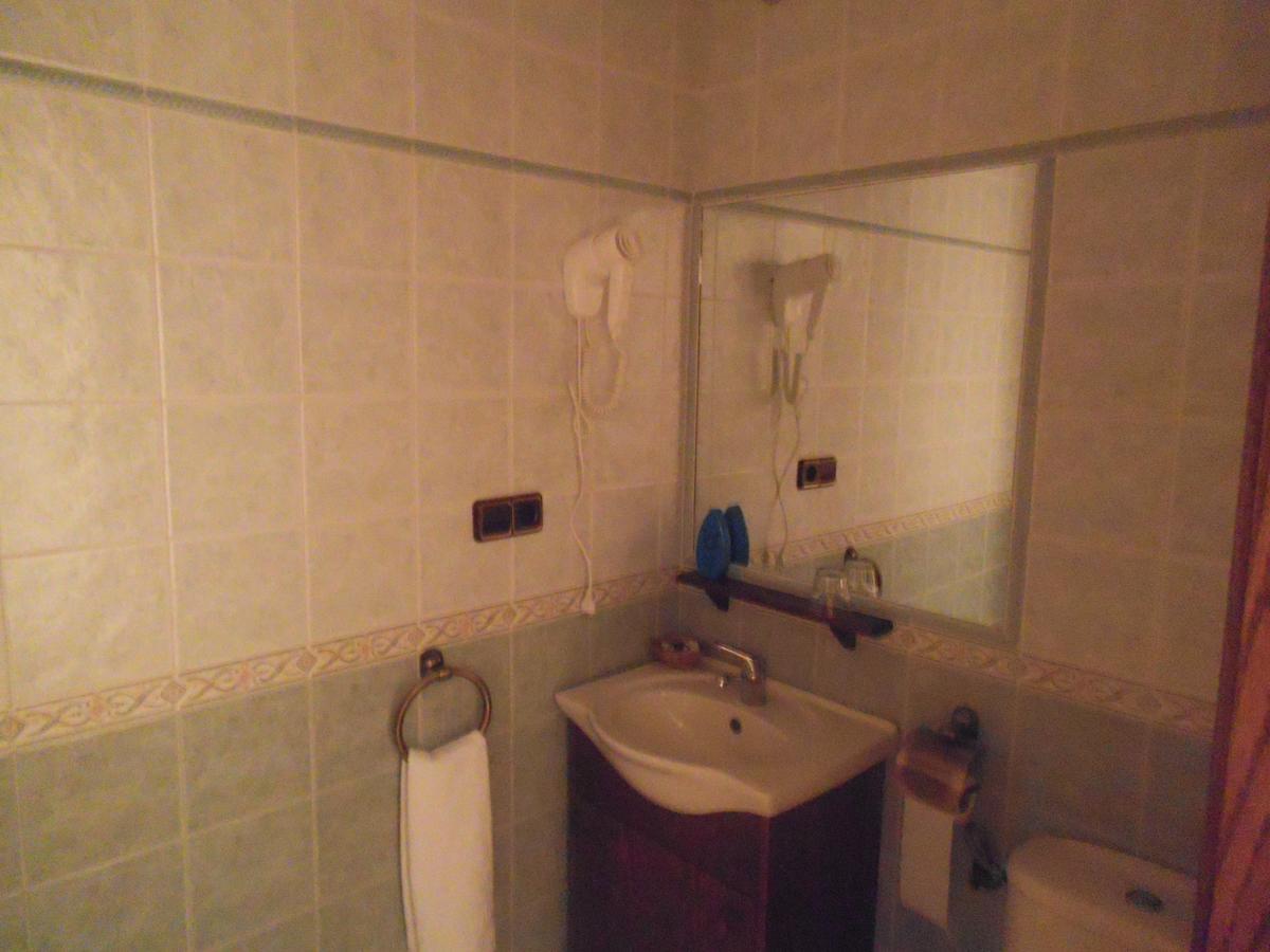 Hostal Los Galgos Yepes Dış mekan fotoğraf