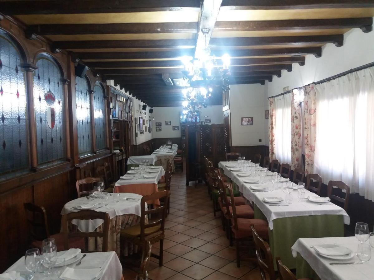 Hostal Los Galgos Yepes Dış mekan fotoğraf